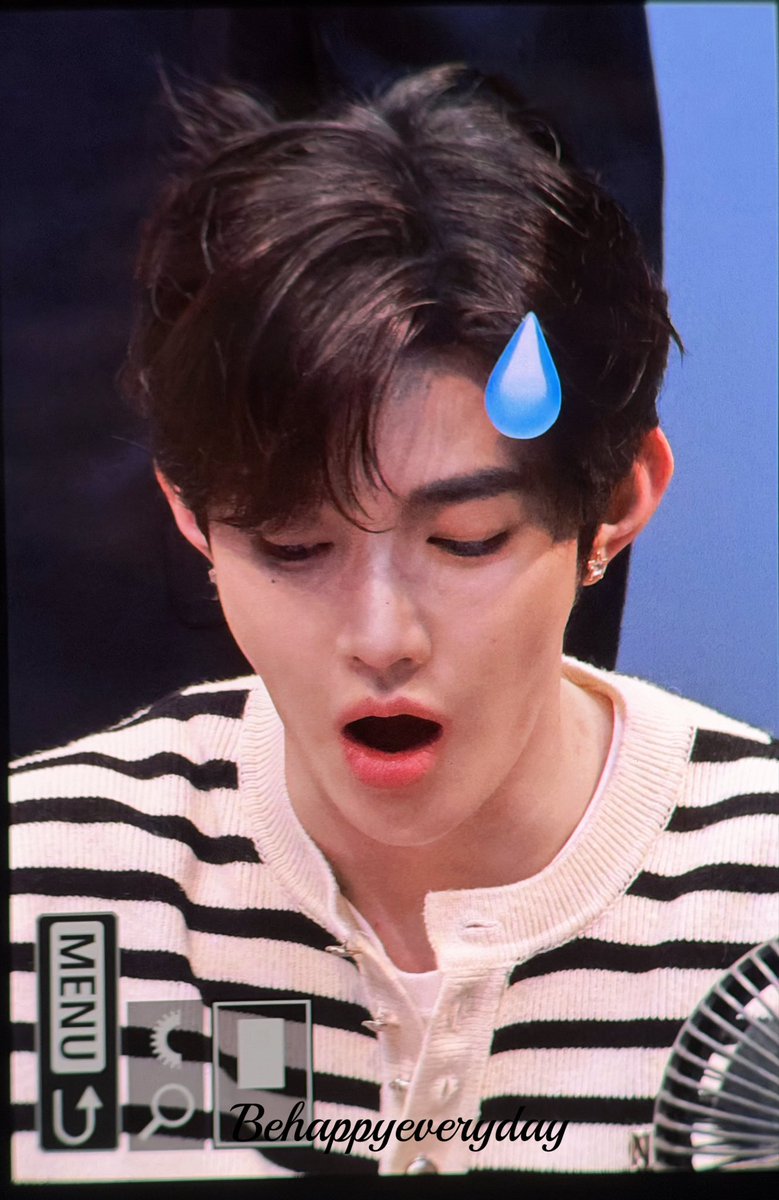 sakisakitt's tweet image. 251011 am

🦝  

#장하오 #ZHANGHAO
#ZEROBASEONE #ZB1 #제로베이스원