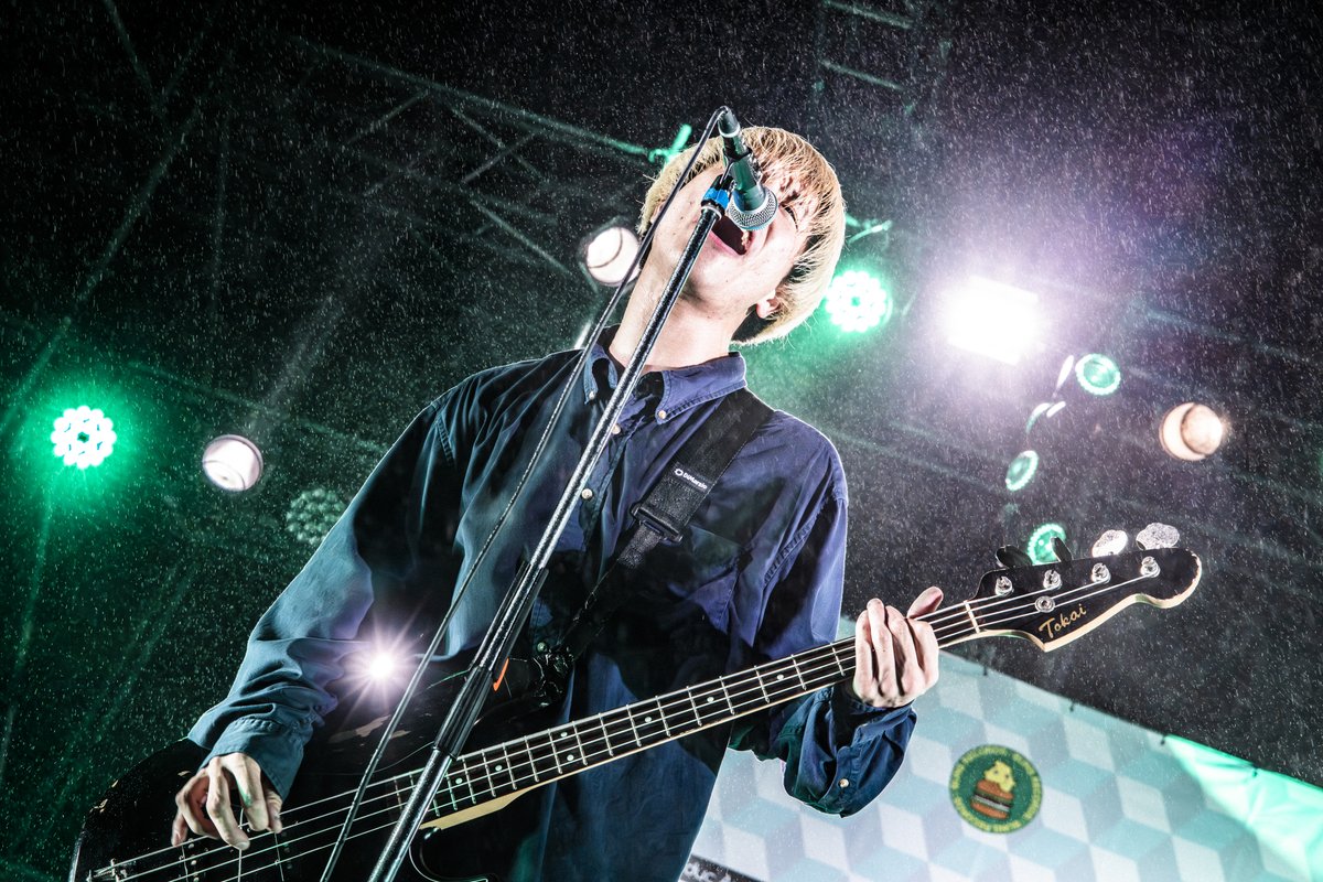 debufes's tweet image. 【デブフェス速報レポート】どんなラブストーリーよりも真っ直ぐな長崎慎の愛を、名古屋の小さなライブハウス「Party’z」で、まこっつNiGHTで、燦燦と浴びてきたSunny Girl。あの日の続きが今日だとするならば素敵なこと。そしてねえ、今日のこともいつか歌にしてね。

 #デブフェス
📸 @yusuke_mphoto