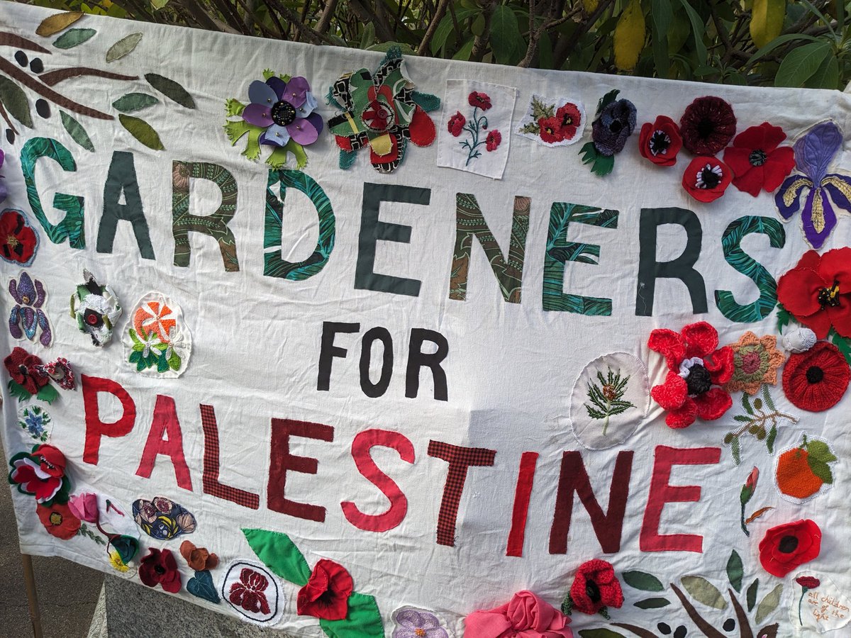LRolland_multi's tweet image. Thousands gathering in London to march for peace and freedom for Gaza 🇵🇸
#London #StopGazaGenocide‌NOW #StopArmingIsrael #HumanRights