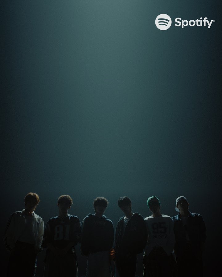 bigwhale42's tweet image. MY TWSMIXX💙🖤 #SpotifyPerformanceVideo