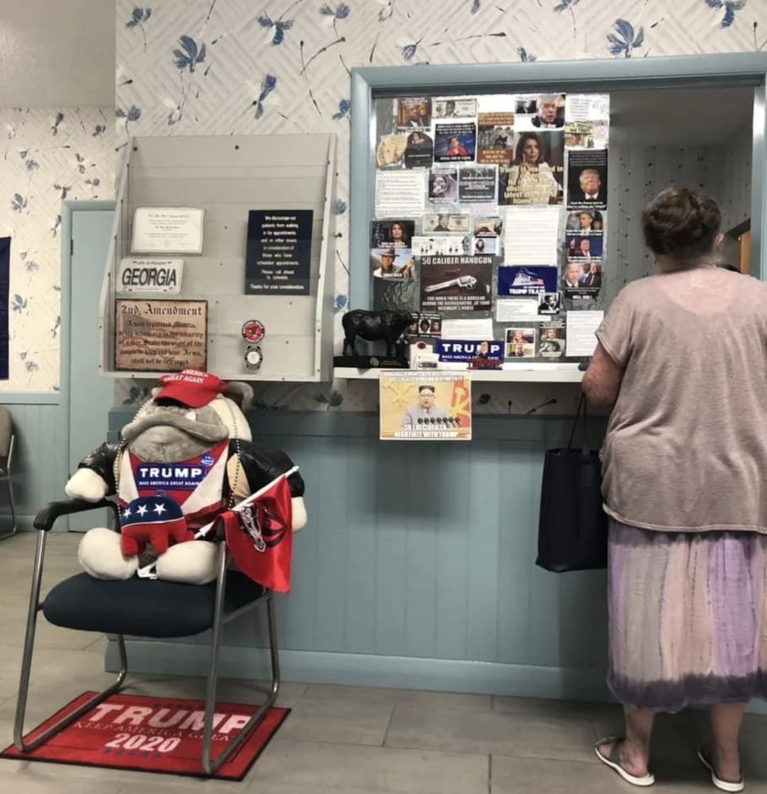 Damaan4u33's tweet image. If you saw this Trump display in a doctor&apos;s office, would you come back? 

A. No
B. Maybe 
C. Yes