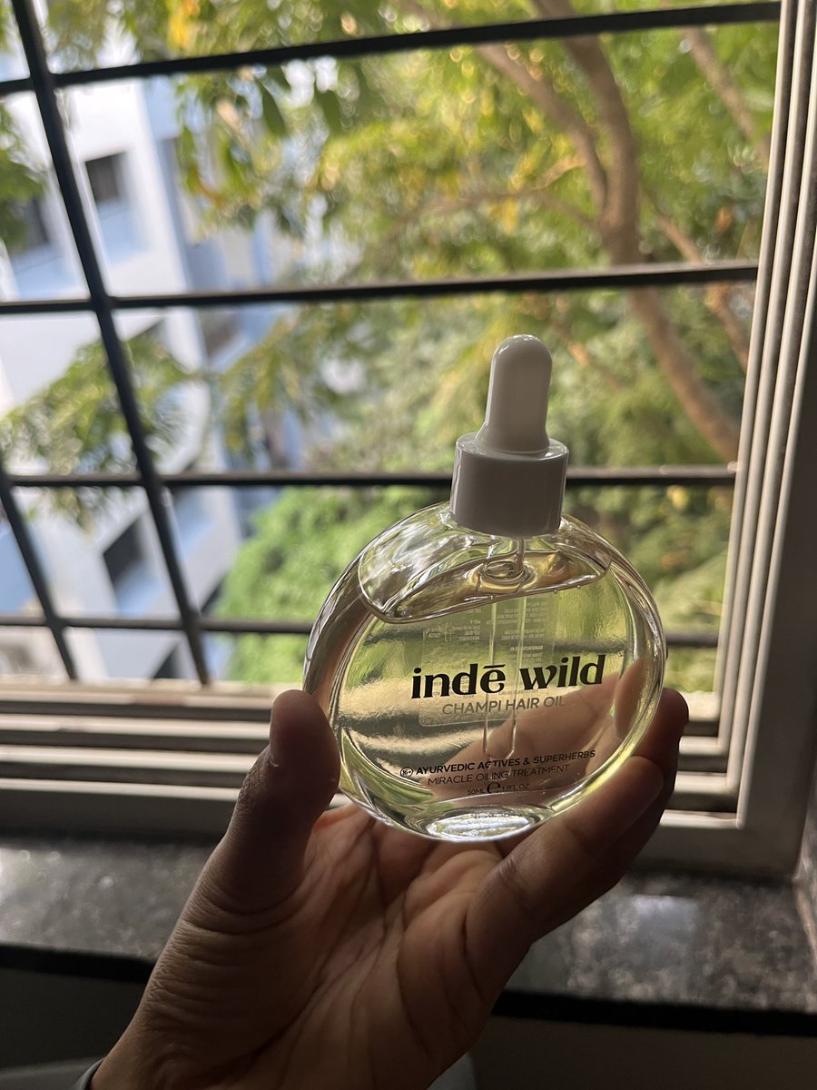 saloniigavde's tweet photo. got this one for 730 INR on Blinkit and still had to smuggle it inside the house 😭 https://t.co/zBHed2F76C