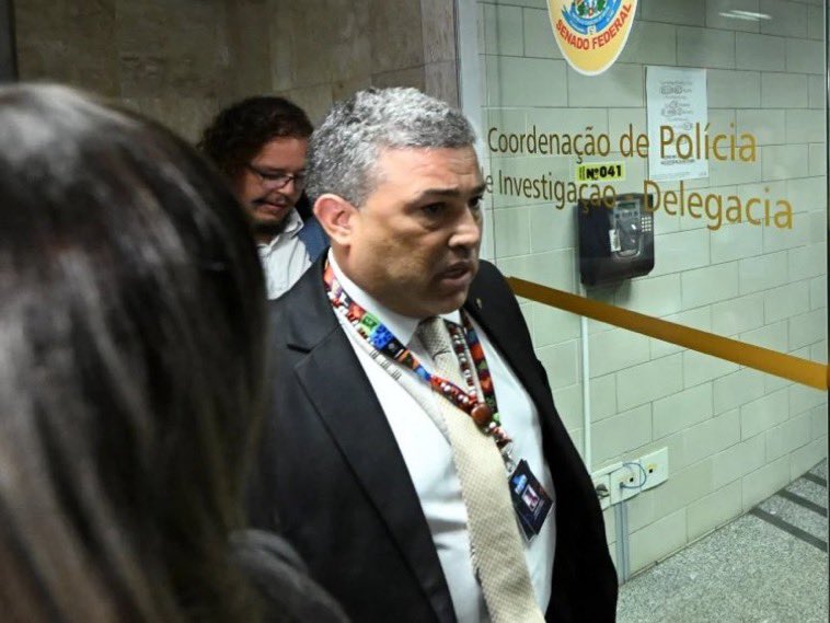 NewsLiberdade's tweet photo. 🚨URGENTE - CGU descobre que CONAFER tentou filiar crianças e mortos e encaminha relatório à CPMI do INSS 

O presidente da entidade chegou a ser preso por falso testemunho durante sessão da CPMI. https://t.co/K3A3oeQQpJ