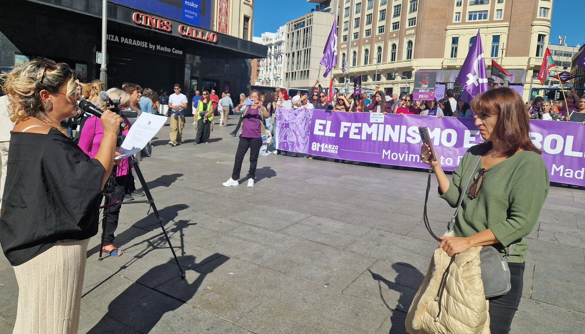 Hoy en la concentración por la #LeyAbolicionistaYa la voz de las supervivientes es imprescindible. Con nosotras está <a href="/CarolL_FA/">Carol L.</a> , integrante de <a href="/Supenac_/">Supervivientes en Acción♀️💥♀️</a> 💜♀️
#LOASPSeráLey #PuteroGameOver