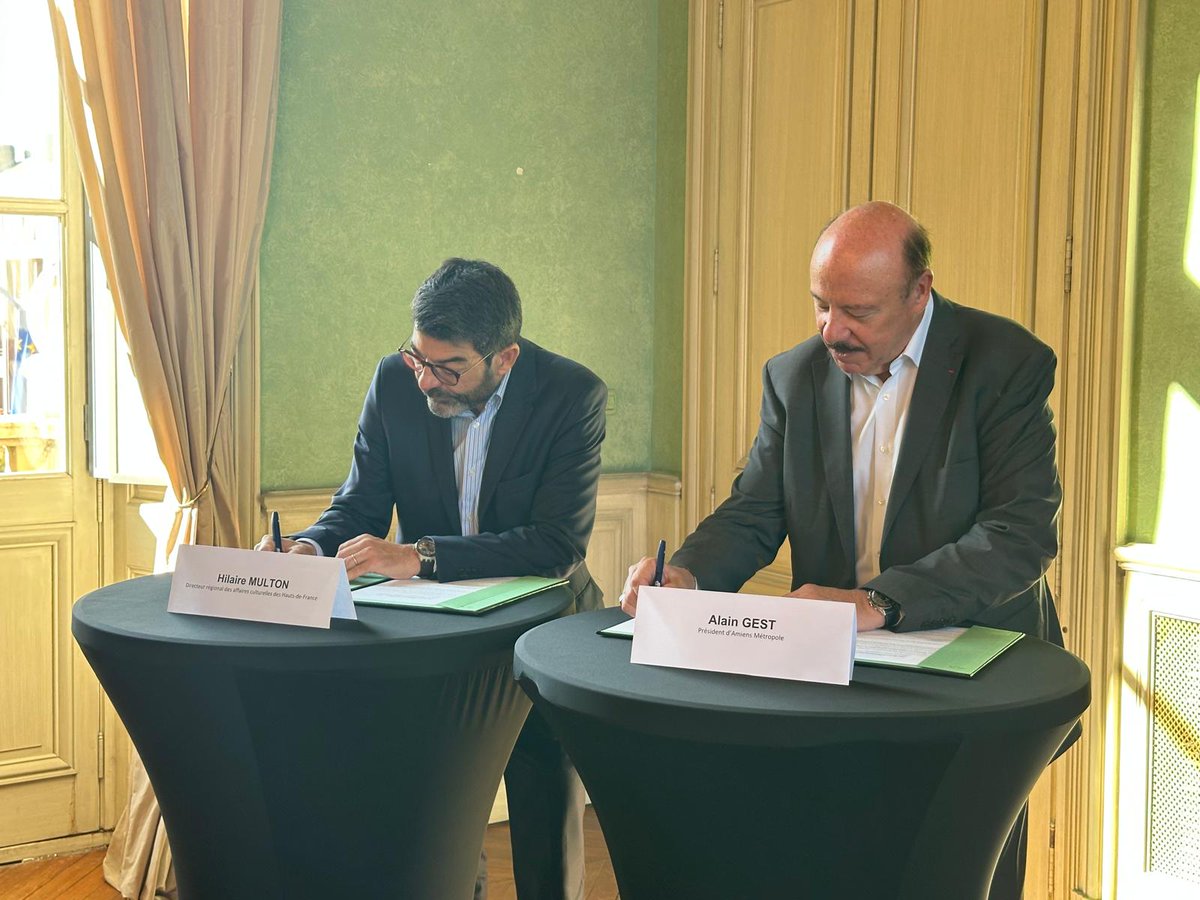 Aux assises européennes de l EAC organisées à la maison de la Culture d Amiens en présence de nombreux partenaires du <a href="/MinistereCC/">Ministère de la Culture 🇫🇷</a> et du delegue interministeriel <a href="/emmanuel_ethis/">Emmanuel Ethis</a> <a href="/prefet59/">Préfecture de la région Hauts-de-France et du Nord</a> <a href="/Prefet80/">Préfet de la Somme</a> <a href="/hautsdefrance/">Région Hauts-de-France</a>