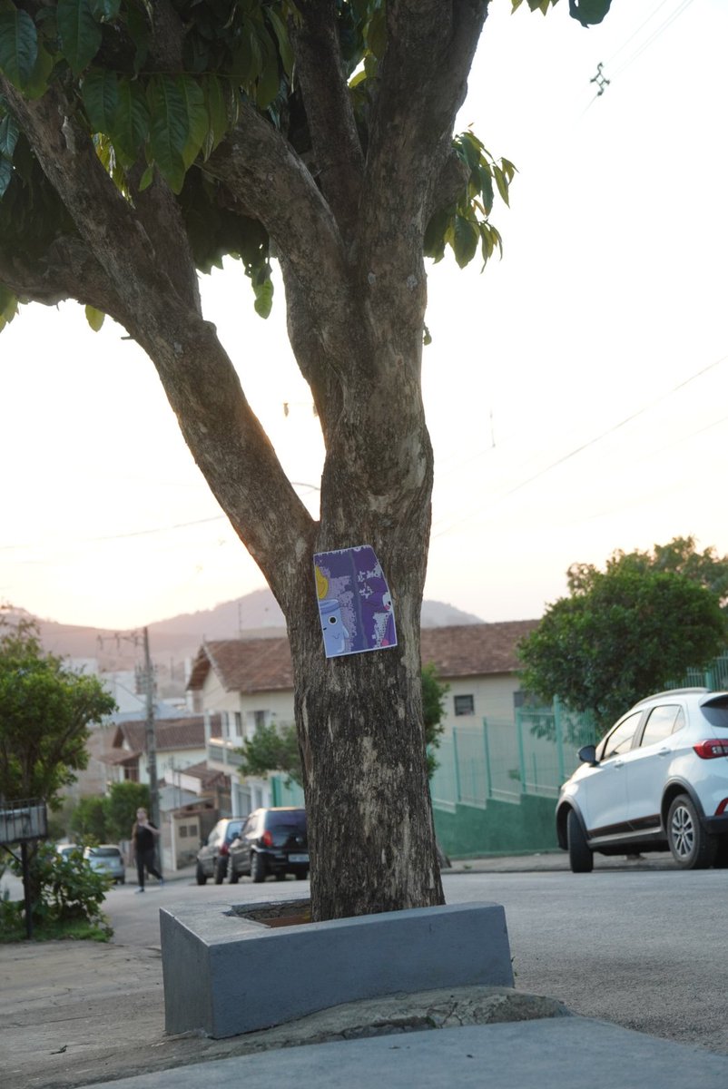 walisonlopes30's tweet photo. Some photos that I make in event CHOGTOBER @ChogNFT X @perpltrade .๐
Next my house in the street I put up three posters one on a pole,on a Tree and hanging on the wire, this was the photo I liked the most.๐
@monad
#Monad #chogtober #perpltrade #Web3 https://t.co/TPxfRFHYXa