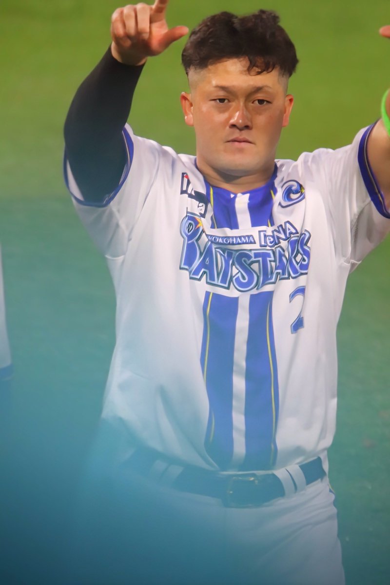 xydb_dena31's tweet image. 牧くんも最後ヒット出て良かった

#牧秀悟
#baystars
#CSファーストステージ2025 
2025/10/11