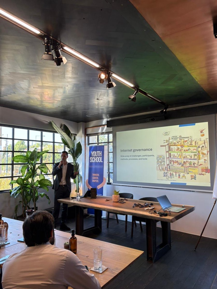 intgovforum's tweet image. Congratulations to all participants &amp;amp; organizers of this year’s @SEEDIGcommunity Youth School!

On 9 Oct, it gathered youth from 18 countries for a dynamic capacity-building experience in #InternetGovernance &amp;amp; #DigitalPolicy.

@giz_gmbh @ripencc @internetsociety  @ISOC_Foundation
