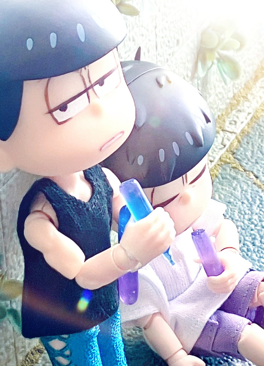 残暑が厳しいざんしょ……

タンク: #ぷりりん服
ラメレギンス: <a href="/kobitodoll/">🐻こびとやさん🐻</a>
フットカバーサンダル: <a href="/soy_soy_green/">SoylentGreen</a> 
オーバーサイズT: <a href="/kiyo_kxh/">キヨ👕新刊通販中</a> 
ハーフカーゴ: #MOGコレ
サンダル: #はんもっく作品
チューペット: #sorairocafe