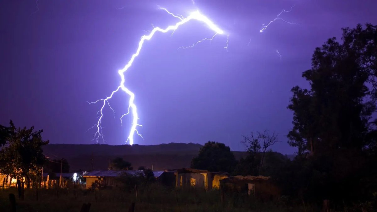 Greve, férias e plataformas: Governo mexe em mais de 100 artigos do Código  do Trabalho, image size:1200x675