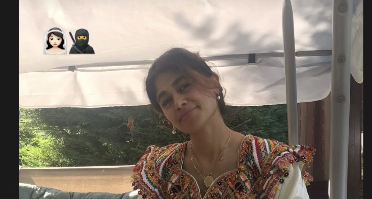 alienor271712's tweet image. Rima Hassan mariée ou fiancée, l'emôticone qu'elle a publié pour représenter son mari fait penser à membre du Hamas