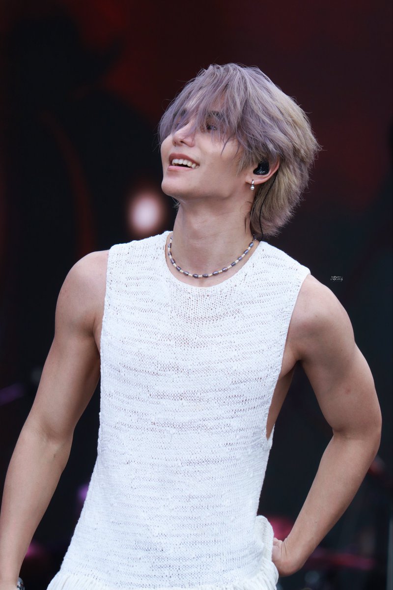 อยากกราบพี่เจฟ กล้ามแขนสวยมาก 😭

 #KhanomBeatFestival2xJeffSatur
･ﾟ:* <a href="/jeffsatur/">𝗝 𝗘 𝗙 𝗙 𝗦 𝗔 𝗧 𝗨 𝗥 (罗杰夫)</a> ૮🪐･͛ა #JeffSatu