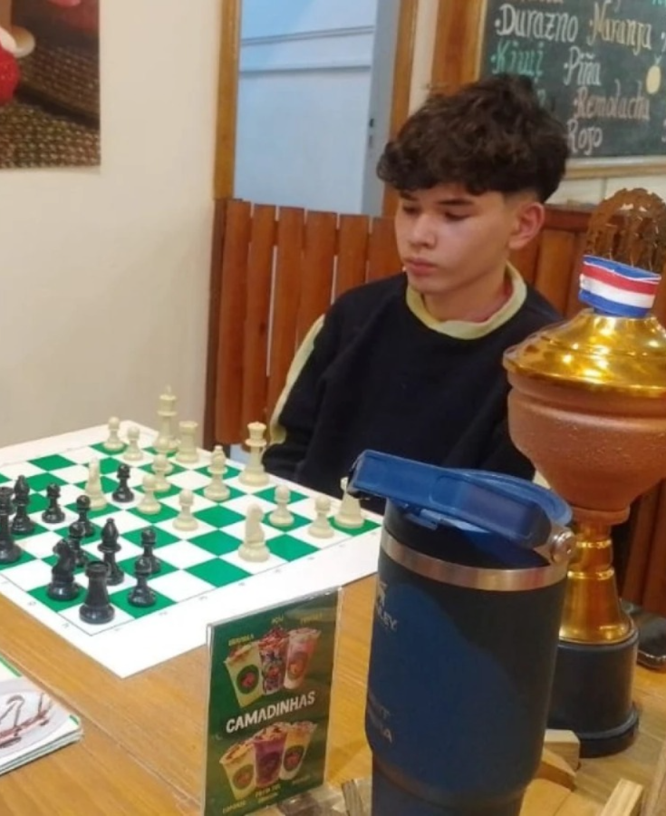 delpynews's tweet image. ▶️ QUIERE IR A REPRESENTAR A PARAGUAY | 🇵🇾🙌

♟️Joven promesa del ajedrez busca apoyo para costear su viaje a competencia.

👉Es representante de la Federación Paraguaya de Ajedrez para competir en Colombia en la categoría Sub 14 en diciembre.

💸Necesita G. 5.964.757 para…