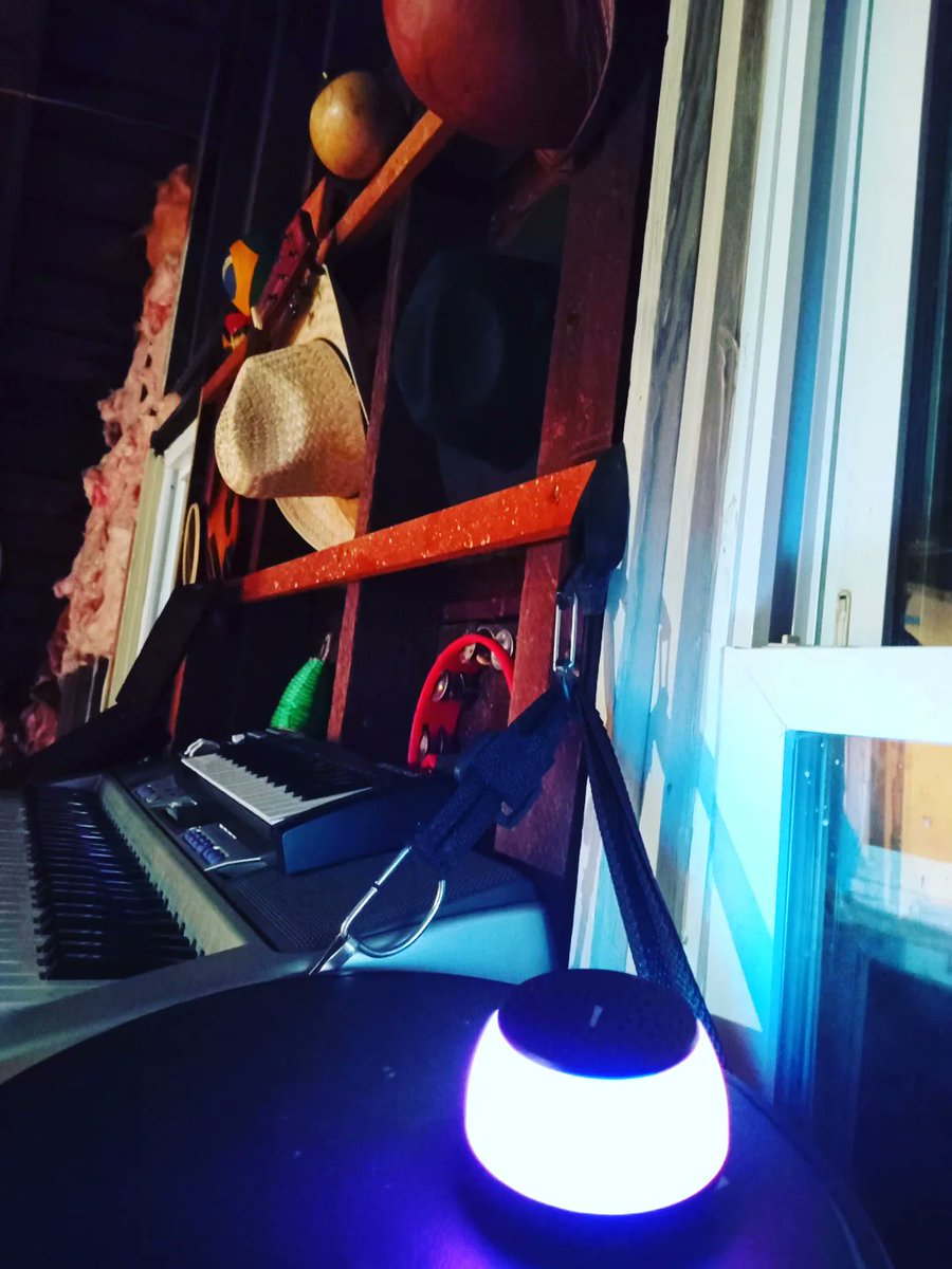 FavelaMusic's tweet image. VIA AS PROPRIAS #PROPRIEDADESINTELECTUAIS,

#ORIGINALPROJECTS
E SUAS CONEXOES DE #PARCERIAS
LOCAIS, NACIONAIS E #INTERNACIONAIS,

QUAIS FAZEM A REAL DIFERENZA 
NA #VIDA DAS PESSOAS
SOB #ORIGINALIDADES PRA VIDA TODA...