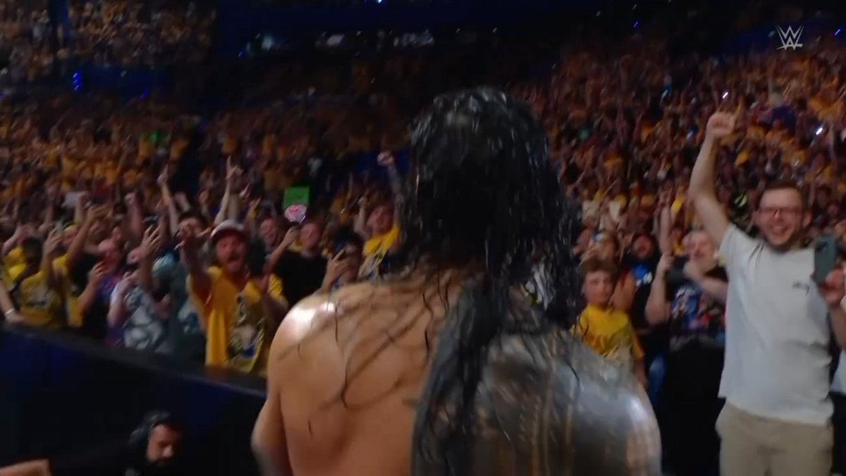 RomanRSource's tweet image. #RomanReigns #RomanEmpire #TheOTC #OTC #TribalChief #WWE #WWECrownJewel