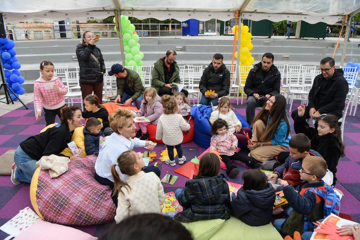 Saturday Reading 📚for Every Child!

Today at the Prishtina Children’s Book Fair, UNICEF Kosovo brought stories to life inspiring children to read, imagine, and learn. 💙 Just 10 minutes of reading a day can spark a lifelong love for books!  #ReadToGrow