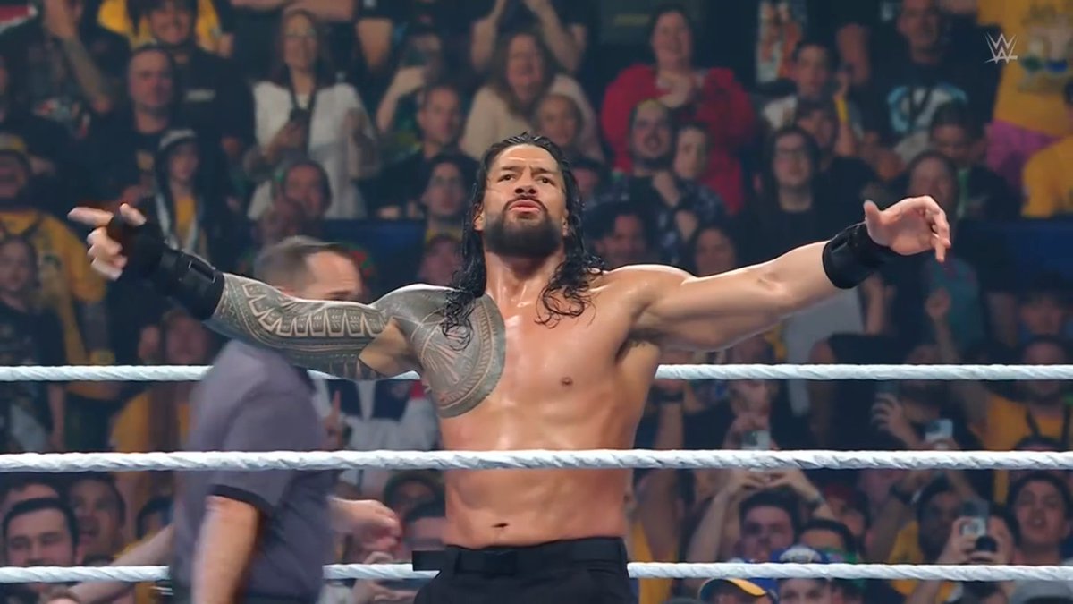RomanRSource's tweet image. #RomanReigns #RomanEmpire #TheOTC #OTC #TribalChief #WWE #WWECrownJewel