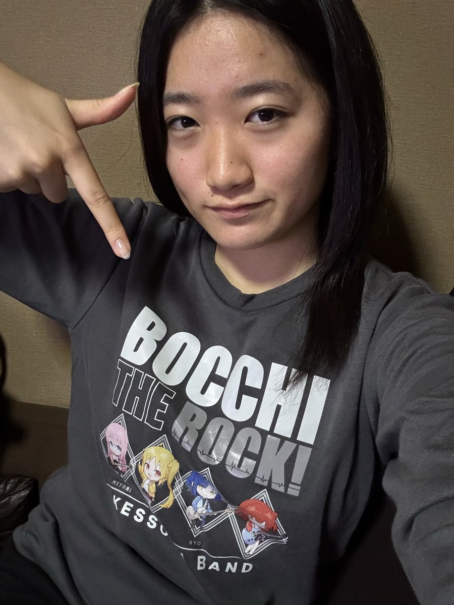 配信ありがとうございました〜✨
可愛くて気に入ってる部屋着です💕🎸

10/12の配信は9:00〜10:00 / 22:00〜23:00の2枠です!!
10/13は配信できなそうなので、明日が四次審査期間中最後の配信になるかと思いますm(_ _)m

ぜひ見に来てください〜

投票もよろしくです( * . .)"
2025.frecam.jp/entry/740