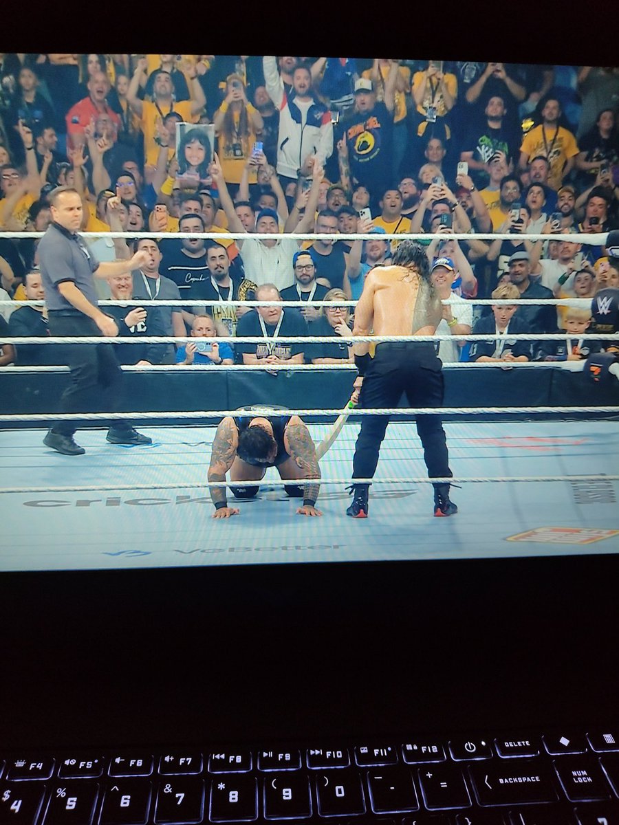xPriyanshuVerma's tweet image. Roman Reigns turned Bronson Reed into a ball and hit a six with a cricket bat, the funniest moment ever!
#WWECrownJewel #CrownJewel #RomanReigns