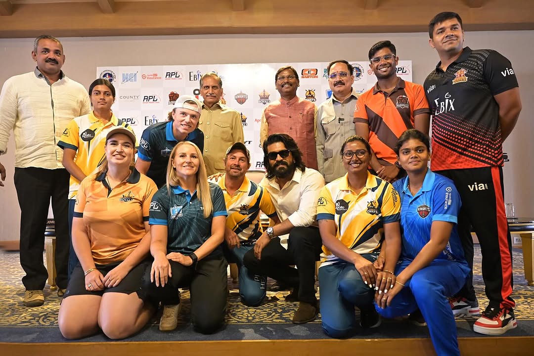 GulteOfficial's tweet image. #RamCharan met Prime Minister #NarendraModi to discuss the success of the world’s first Archery Premier League, initiated by Anil Kamineni.
He appreciated the PM’s passion for sports and hoped more people embrace archery for better fitness.