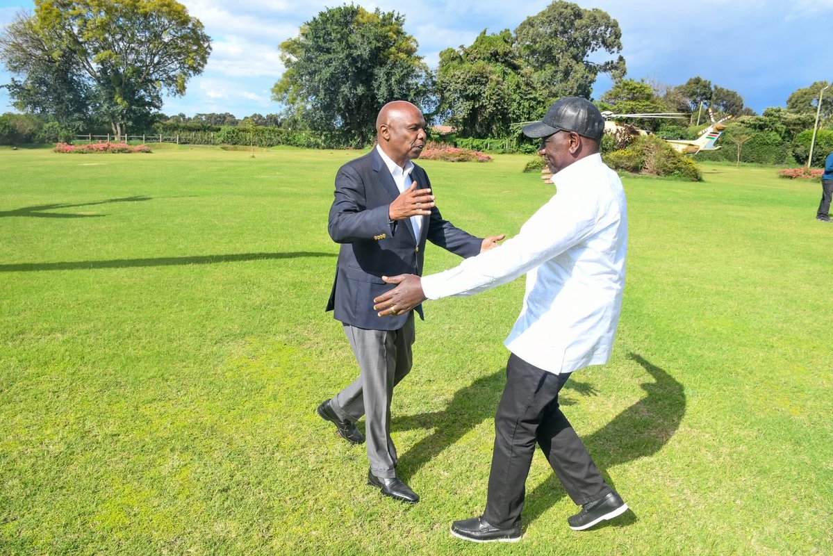 Paul_Muite's tweet photo. History's twists and turn.:If the 2nd Liberation had not forced Multi-Parties on D Arap Moi, KANU,Baba na  Mama Single Party would have handed over leadership to Uhuru Kenyatta who in turn would likely have handed over to G Moi.WsR,thank the 2nd Liberation😂. https://t.co/lRDS7gc6NA