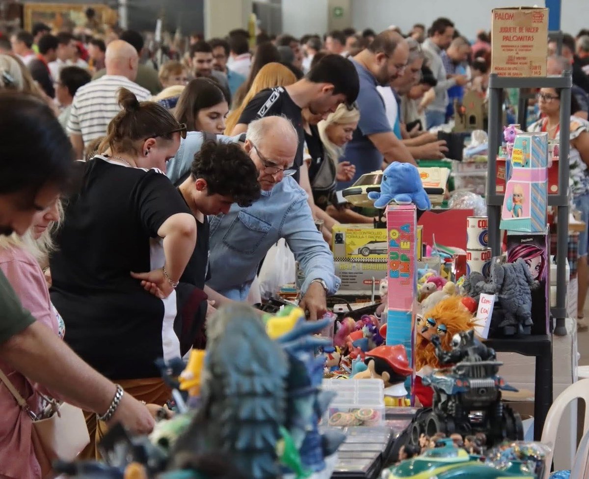 FeriaColeccMer's tweet photo. 📷 Galería de Fotos I Feria Internacional de Coleccionismo Emérita Augusta - 4 y 5 de Octubre 2025 👉🏻 Pincha en el siguiente enlace: https://t.co/EjKAE5QOsf https://t.co/rLrZ3Gw01x