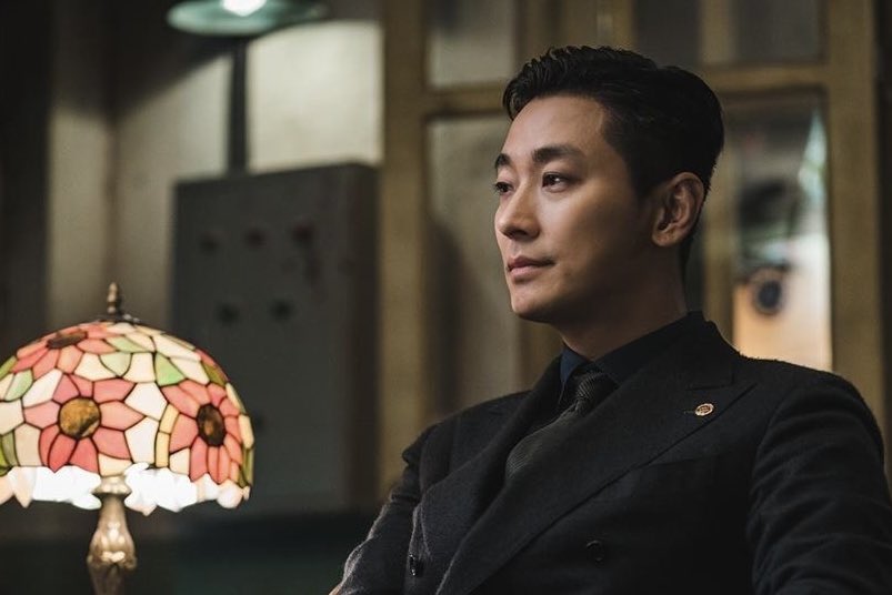 ℛ — REST tweet media