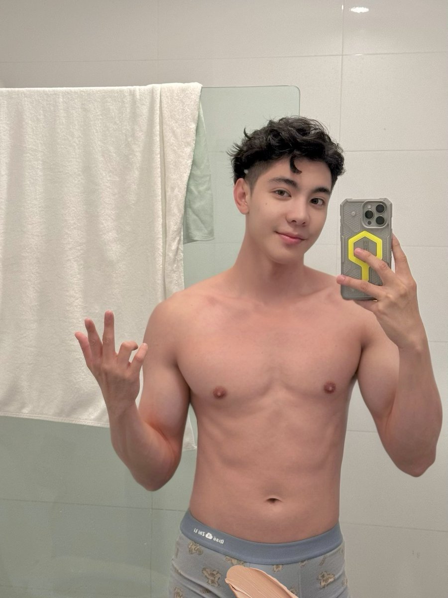 ไอ้หวังตายแน่ (@ibaze_j) on Twitter photo 