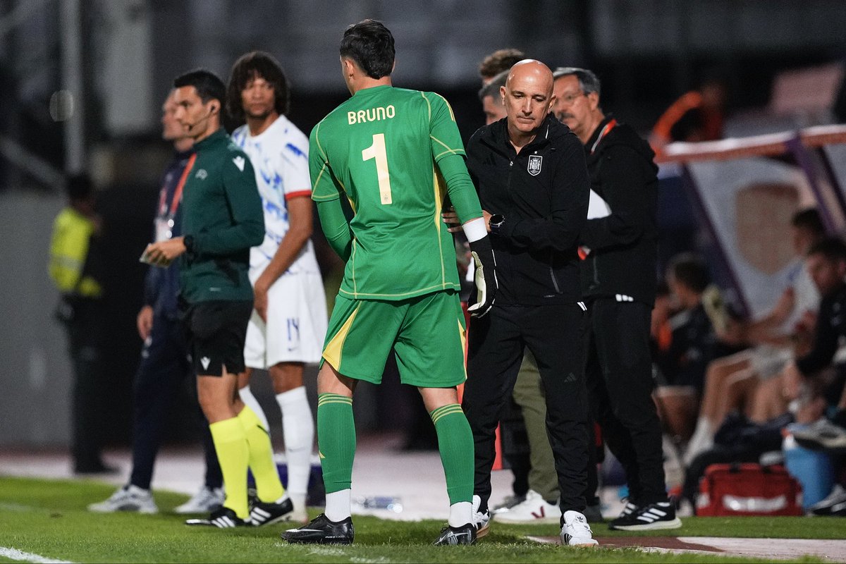 Debut U21 <a href="/SEFutbol/">Selección Española Masculina de Fútbol</a> 
Gracias Dios