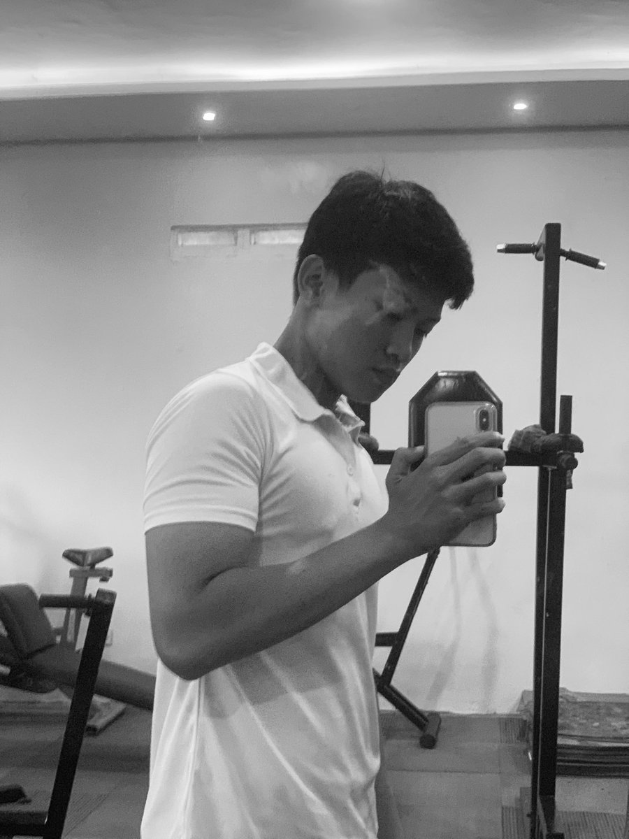 voltrbb's tweet image. 🧟