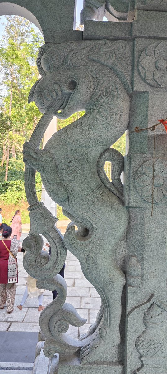 KiranKS's tweet image. What&apos;s this animal called? We find in Hindu temples frequently.