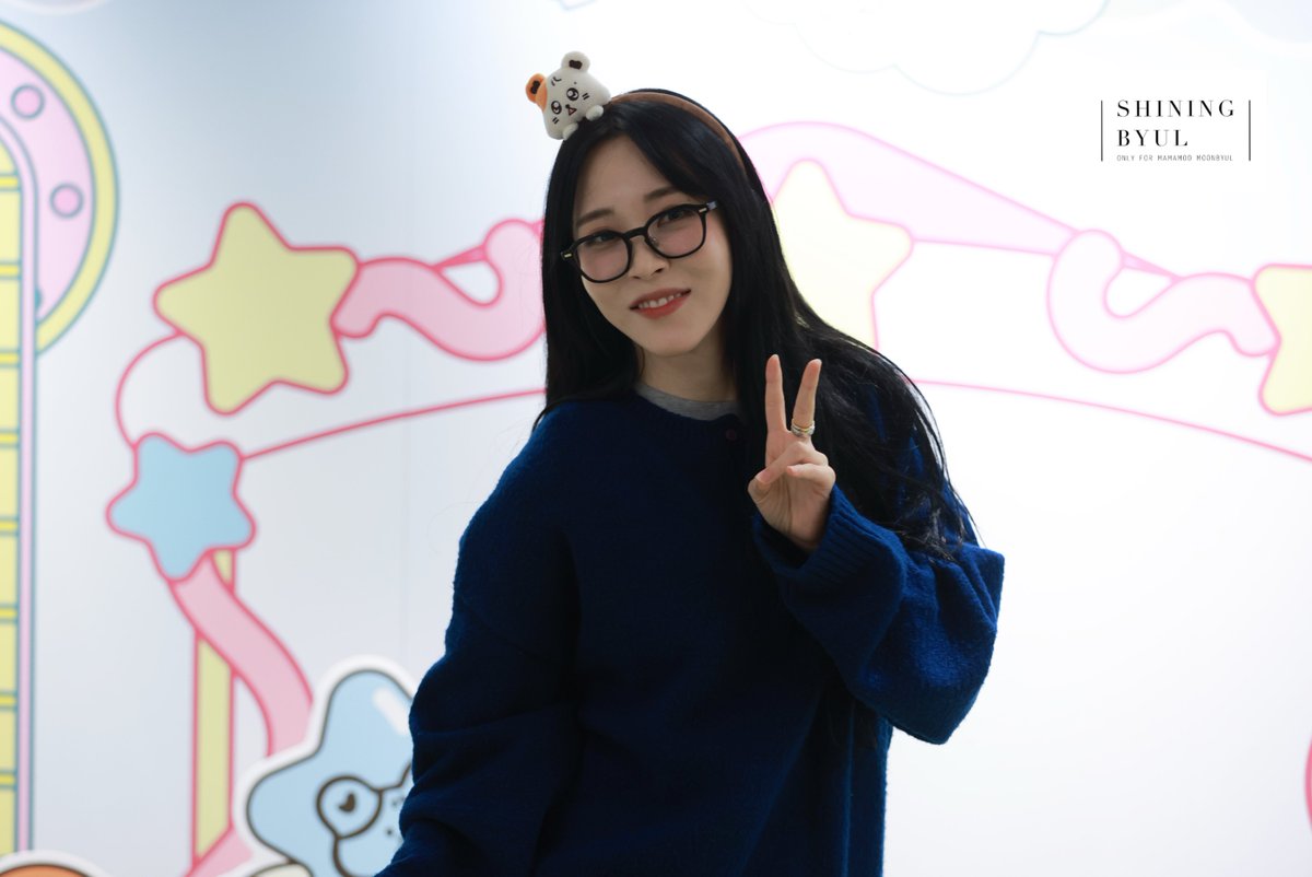 shiningbyul1222's tweet image. 251011 도쿄HAMBYOLAND POP-UP 프리뷰

귀여워🥰🥰🥰

#마마무 #문별 #MAMAMOO #MOONBYUL