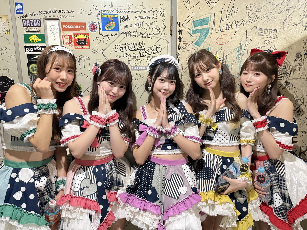 SCRAMBLE_SMILE's tweet image. 【UP-T presents かがやきフェス2025】✨️
1日目ありがとうございました💚💜❤️💛🩷

スクスマは明日10/12(日)も出演します❣️

🎤13:05～13:25 / REDSUN
📸14:10～15:10 / 石川県教育会館 2F 第一会議室 (W)

🎤16:30～16:50 / EightHall
📸17:35～18:35 / EightHall 4F (R)

#かがやきフェス2025…