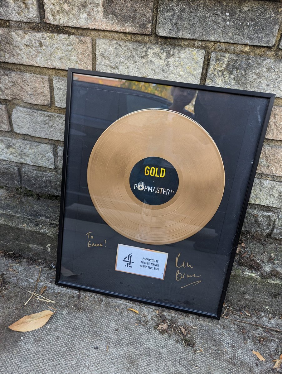 Extremely incongruous thing to spot dumped outside someone's house for the binmen