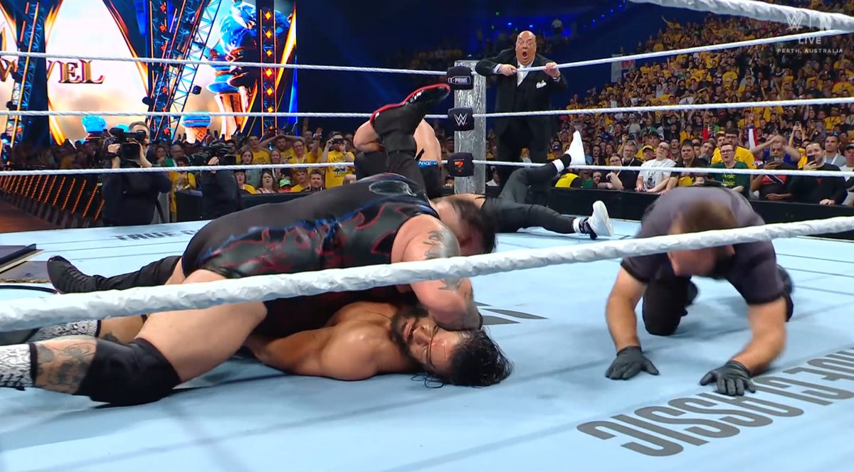 wrestlelamia's tweet image. BRONSON REED PINS ROMAN REIGNS - HE'S THE SECOND MAN TO DO SO IN FIVE YEARS
HOLY SHIT!!!
#WWECrownJewel