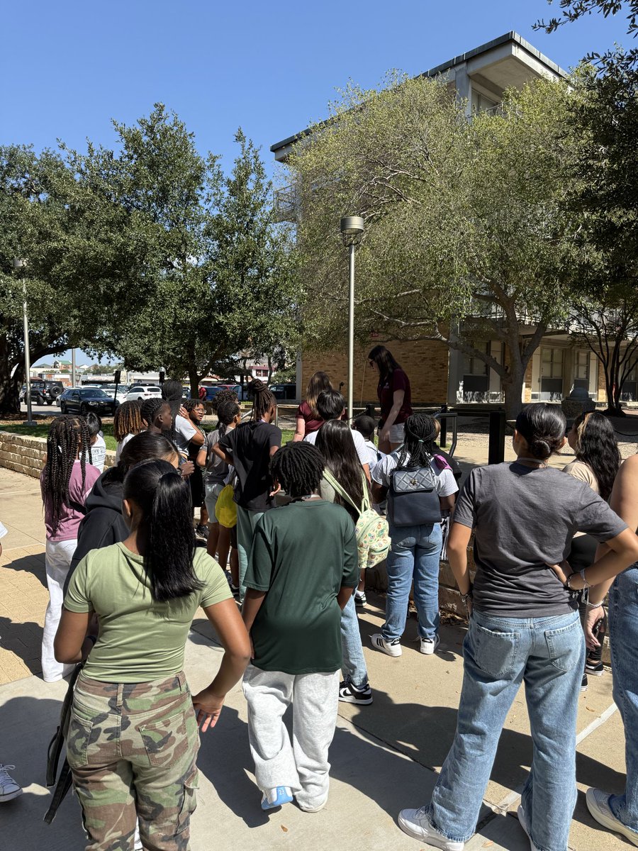 ARMS_AVID's tweet image. 6th grade AVID visited Texas A&amp;amp;M University! We had a wonderful time touring the campus, enjoyed learning the importance of campus tradition and norms, and loved learning about campus and residence life. Thank you for having us!
#ThisIsAVID #FocusOnTheGood