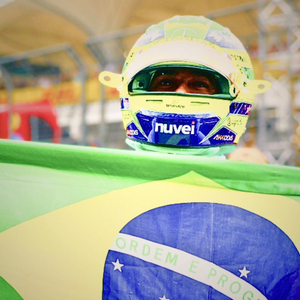 La mort 🏎 d'une icône 🇧🇷...

Découvrez le 3ème et dernier épisode de cette série avec <a href="/Thomaswoloch/">Thomas Woloch</a> (Éternel Senna) en invité, dans lequel Senna devient un géant dans la mort : linktr.ee/geosporitique

Dites-moi ce que vous en pensez et abonnez-vous pour ne rien manquer 😉