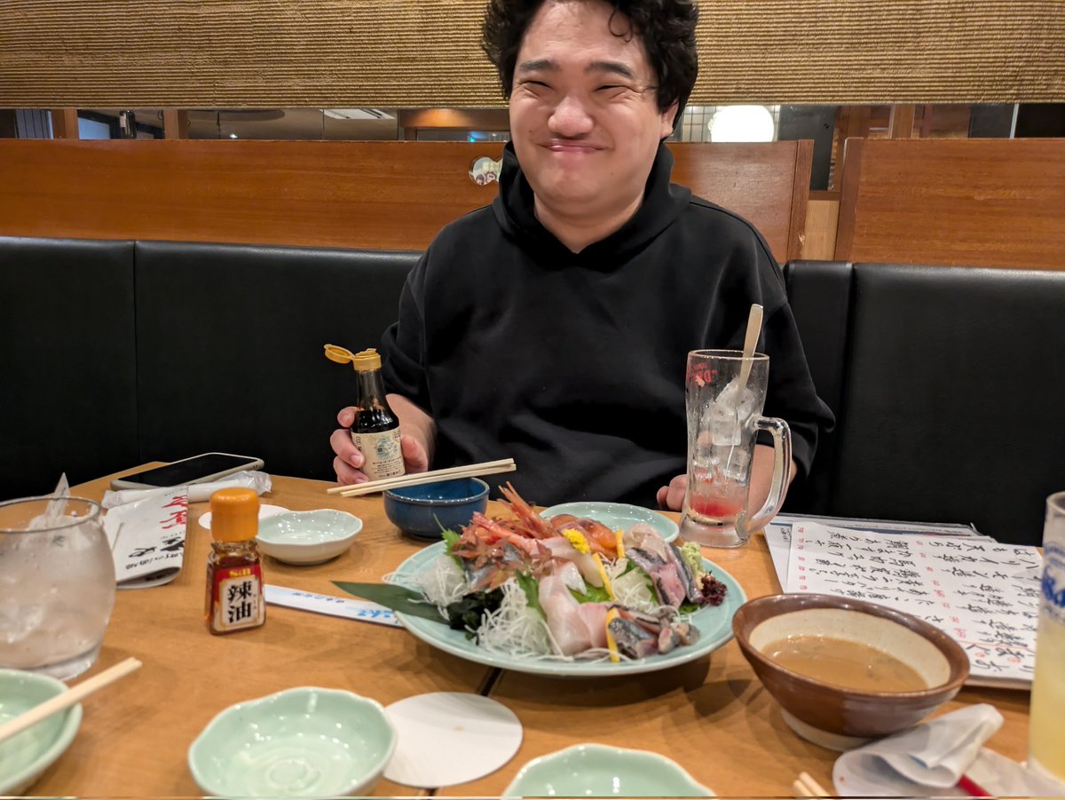飯きて嬉しそう