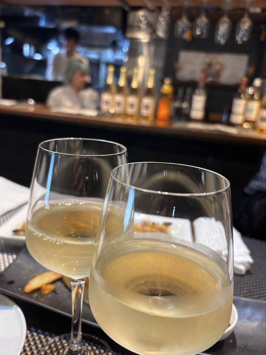 gDMhozuFus5NrG8's tweet image. 竹馬の友の誕生日会
エビフライ三昧でお祝い㊗️
🍤専門店　4種みんな美味しい😋
#TOKYOエビフライ