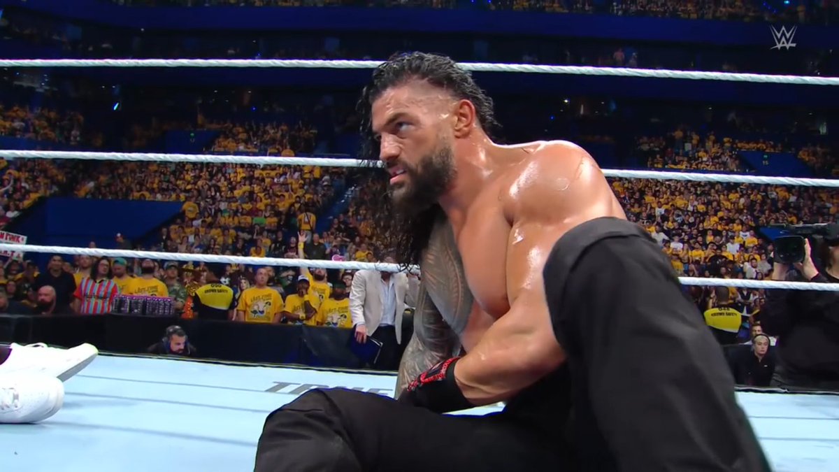 RomanRSource's tweet image. #RomanReigns #RomanEmpire #TheOTC #OTC #TribalChief #WWE #WWECrownJewel