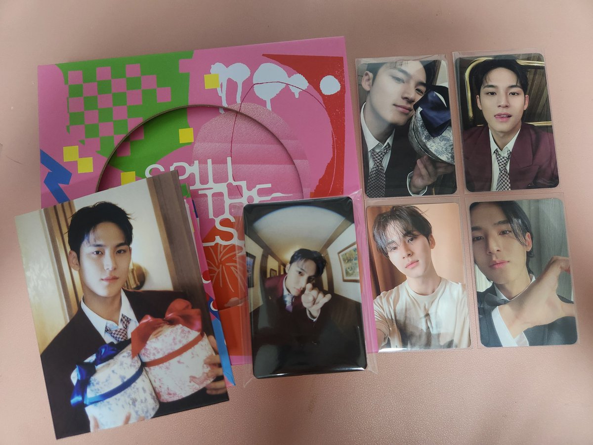 hhanii__yel's tweet photo. #캐럿이벤트 #캐럿_이벤트

#rt 추첨 4분께 캐럿반 + 포카를 드립니다!

ᰔ 당발: 10월 18일
ᰔ 참저삭: 50rt
ᰔ rt계 X, 트친 필참
ᰔ 배부, 후기 필수 https://t.co/PXKbj6xgYK