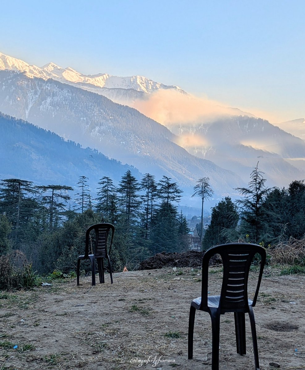 xsahilsharma's tweet image. ख़ामोशी में भी इक सदा-ए-इश्क़ बाकी है,
हर साँस यूँ लगे कि कोई दुआ बाकी है।💕💜
📍Manali, #HimachalPradesh