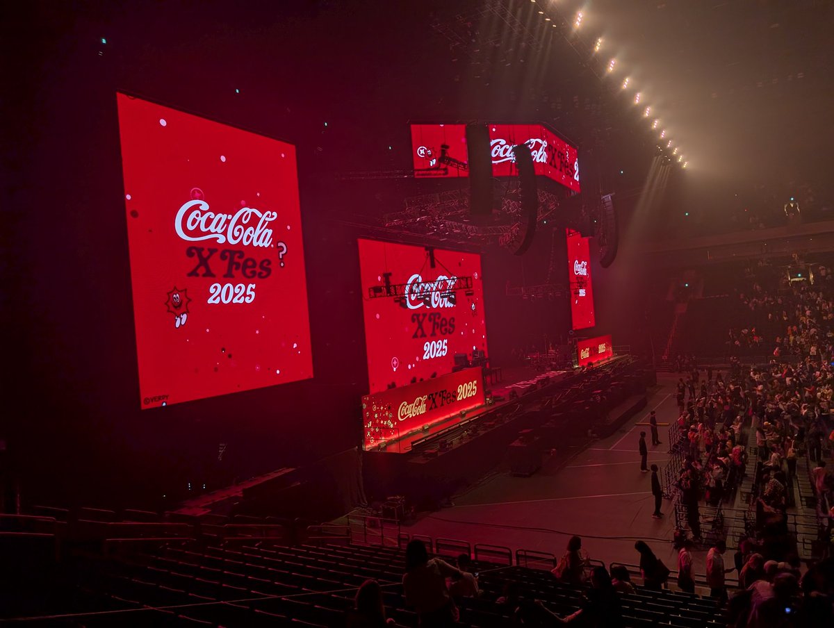 vobvob1's tweet photo. サイコーですた。
#CocaColaXFes2025 https://t.co/QBqfM7vARx