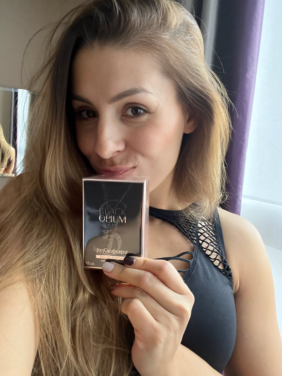 WrestlerOrsiB's tweet image. How can my guests be so thoughtful? 🥰 Thank you for your kindness! ❤️