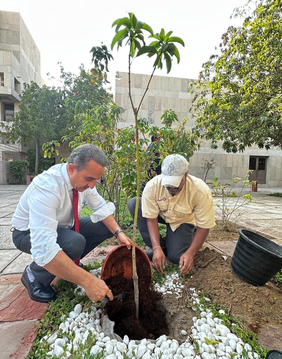KVSinghMPGonda's tweet image. Planted a tree  in the Indian Embassy in Abudhabi. India’s #EkPedMaaKeNaam initiative drives climate action and supports glacier preservation for a green, sustainable future.
#ClimateAction #IUCN2025 #EkPedMaaKeNaam
#Plant4mother