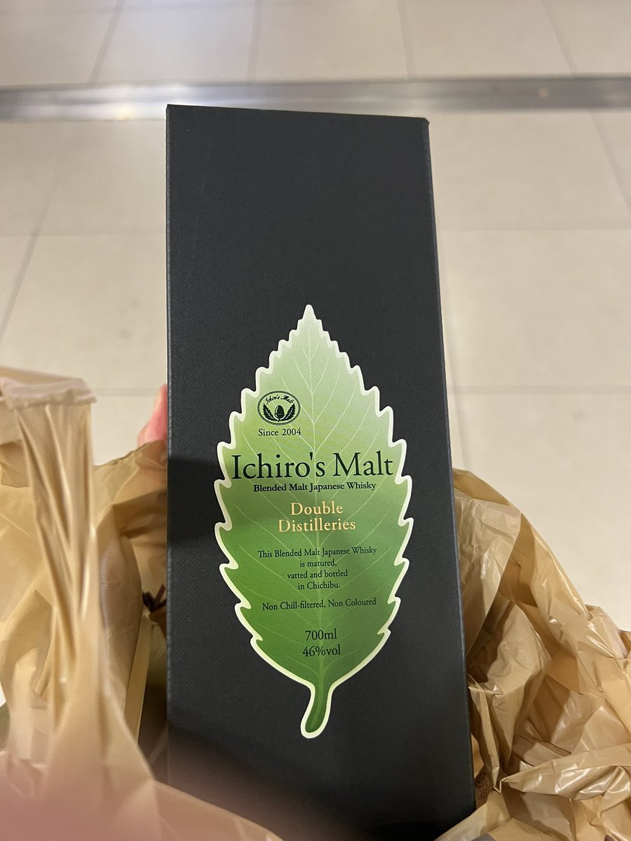 🥃幸運の流れ来過ぎて暫く酒屋行くのやめます笑

1週間でこの3本ゲット出来たの想像もできなかった😂💸