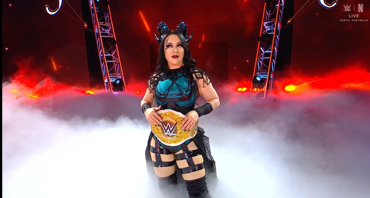 wrestlelamia's tweet image. how the fuck do you not give Stephanie Vaquer a reaction 🥲

#WWECrownJewel