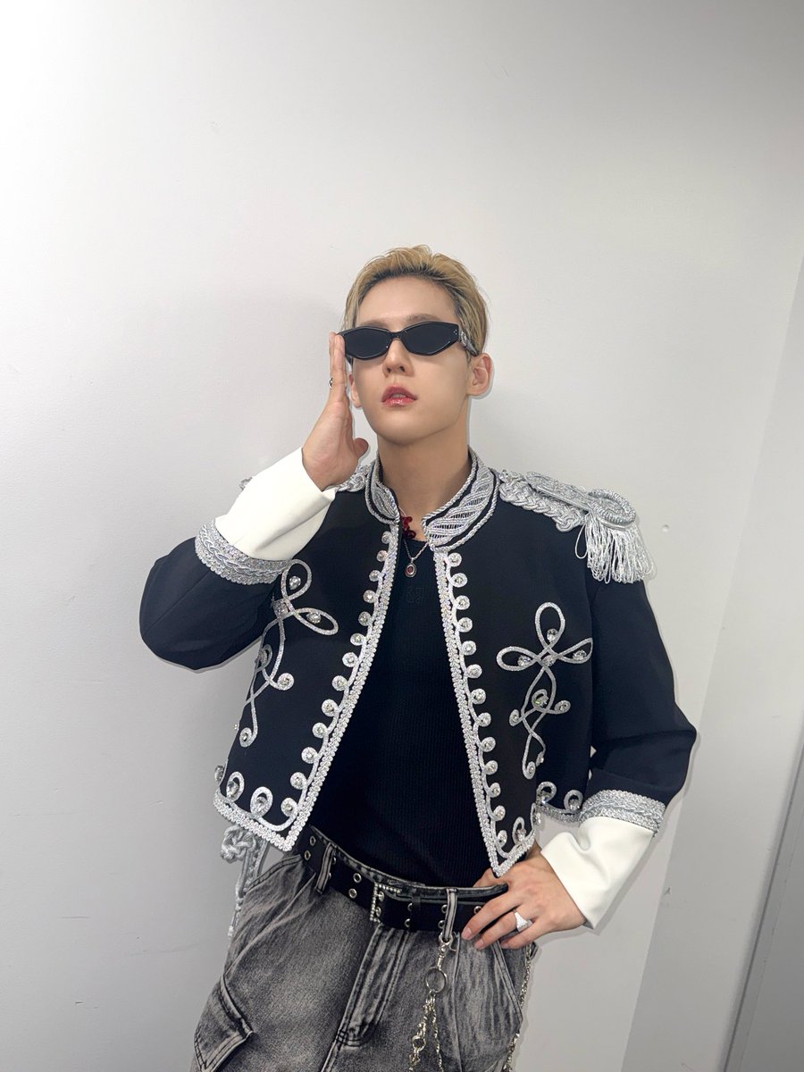 BTOBCOMPANY's tweet photo. [📂]

📂 B:CHIVE
└📁 251011 LEE MINHYUK (HUTA) CONCERT <𝐇𝐎𝐎𝐊 - 𝐖𝐇𝐎 : 𝐊𝐈𝐍𝐆> IN JAPAN

멜로디가 민혁이의 이유인 것을
잘 알 수 있었던 하루 👍
민혁이의 이유도 멜로디래요 (o̴̶̷᷄﹏o̴̶̷̥᷅)

#비투비 #BTOB
#HOOK #WHO_KING
#이민혁 #LEEMINHYUK
#허타 #HUTA
@btob2mh https://t.co/VsQSk3ud80