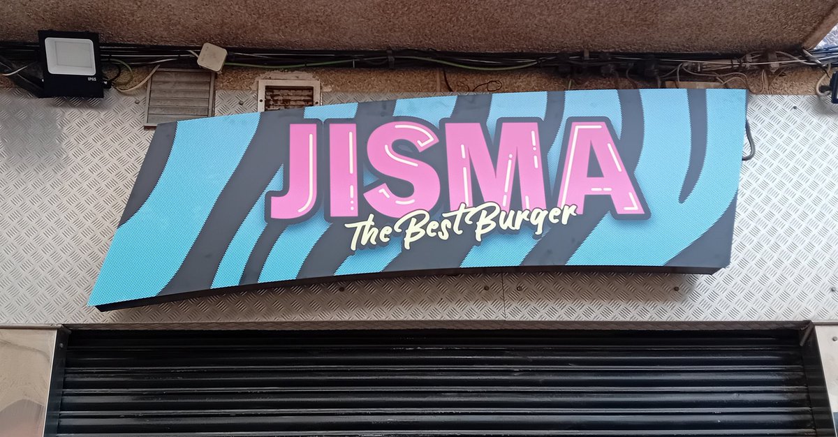 Matt Walker tweet media