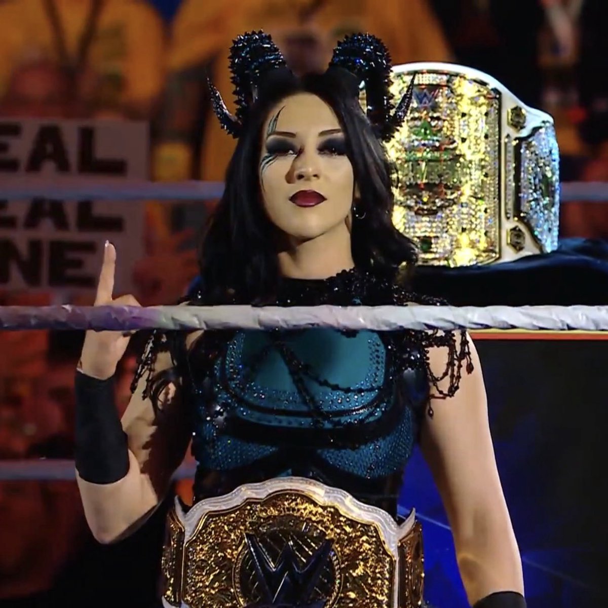 Myles Borne come outside nigga

#WWECrownJewel